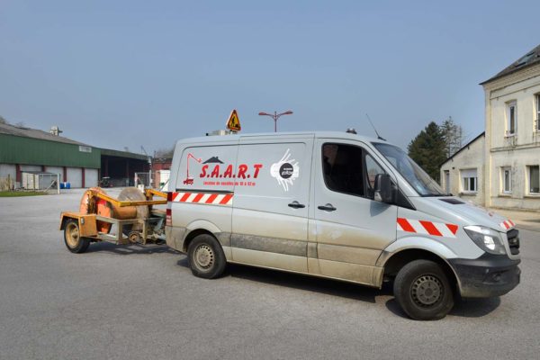 Camion de raccordement à la fibre